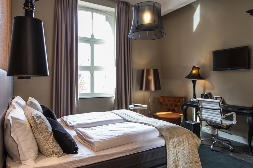 Merici Hotel Sittard Exterior photo